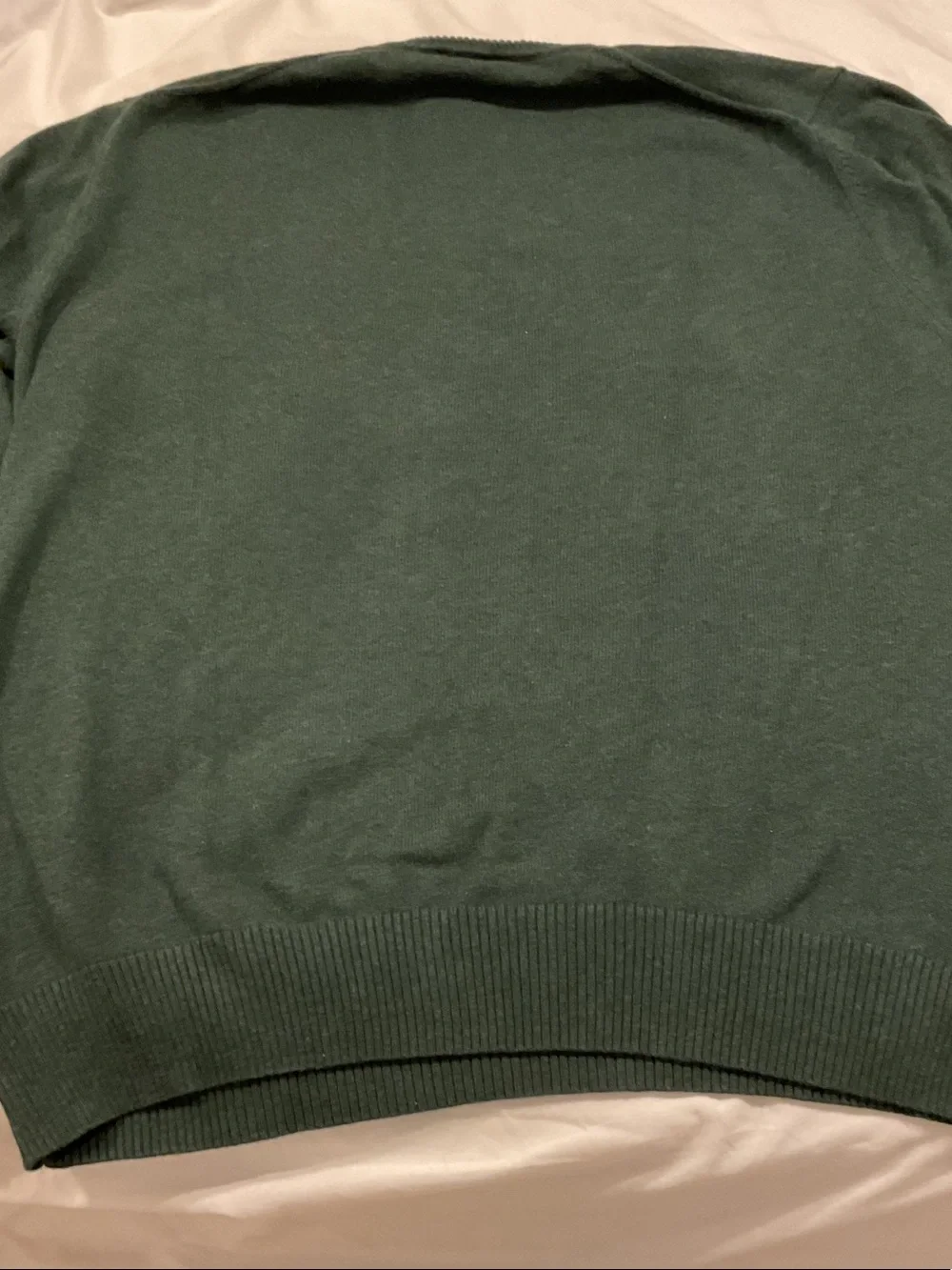 Jos. A. Bank Traveler V-Neck Sweater in Green